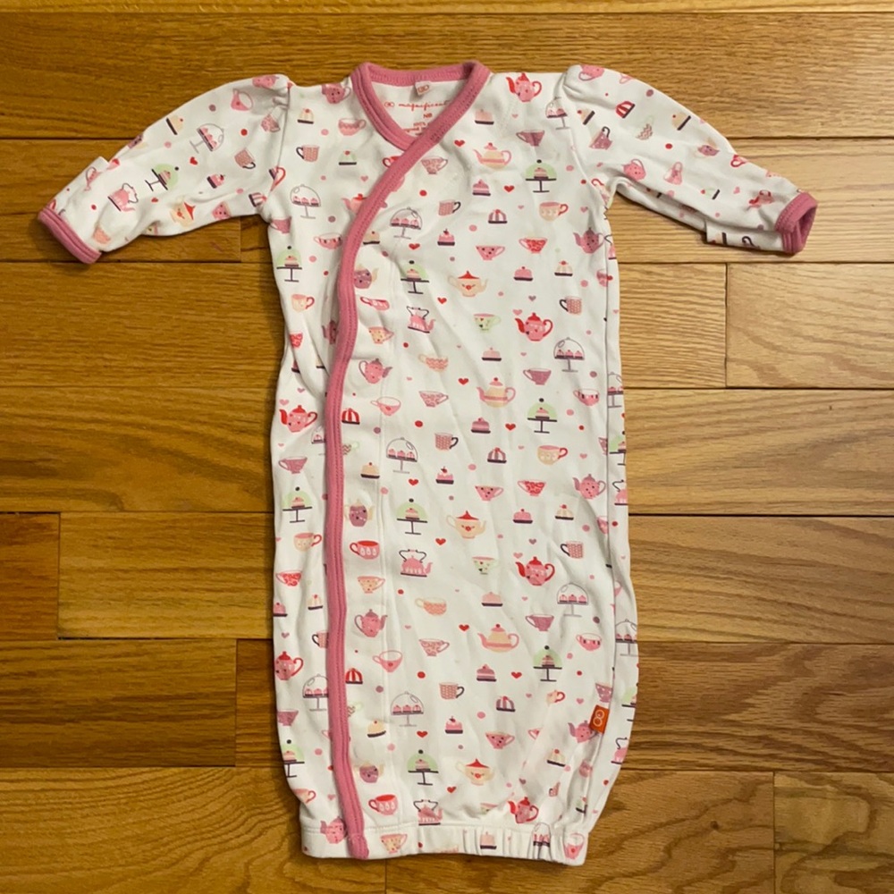Magnetic Me by Magnificent Baby Gown Onesie - Newborn NB